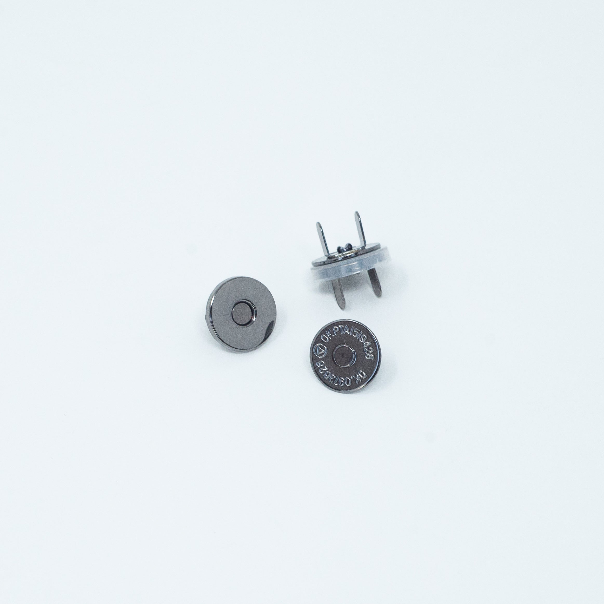 14mm Slim Magnetic Snaps  Pack of 2 – Little Stitcher Sews